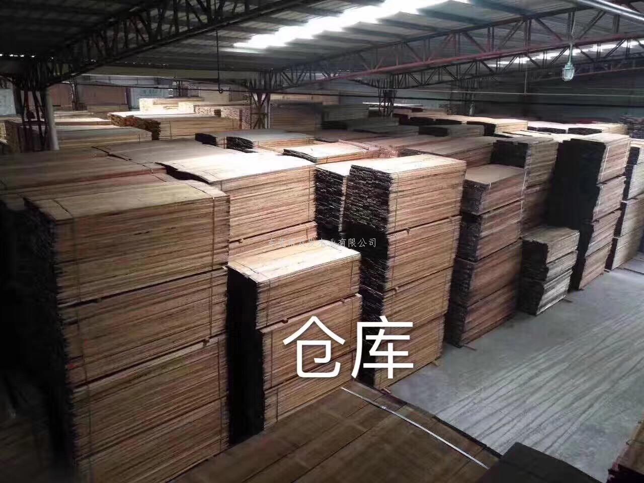 5.1雙發(fā)優(yōu)惠大酬賓活動，趕緊來參加，有買有送，多買多送！